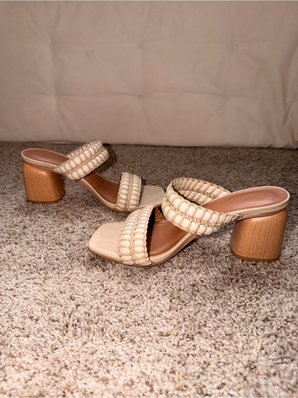 Universal Thread Cream Braided Slide Sandals for Women - Picture 2 of 4